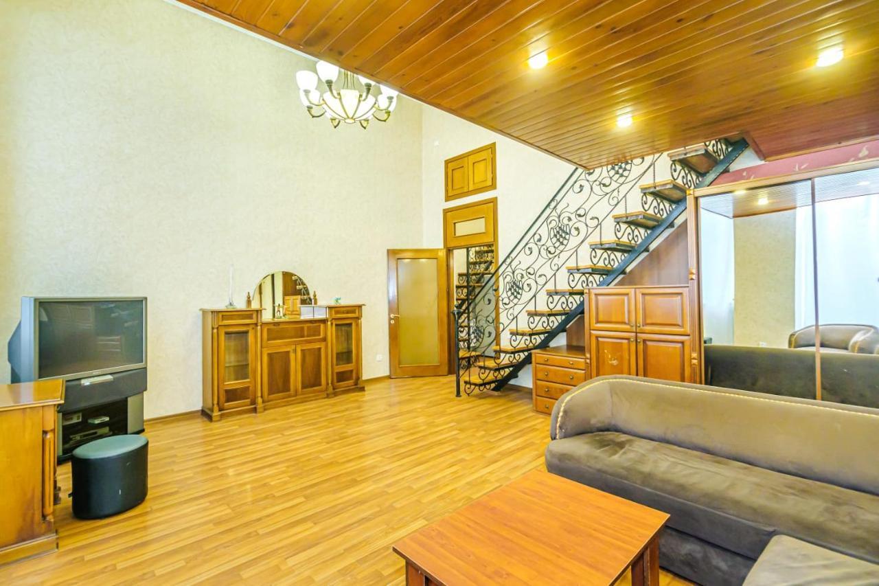 Nizami Street 2 Room Luxe House Bakú Exterior foto