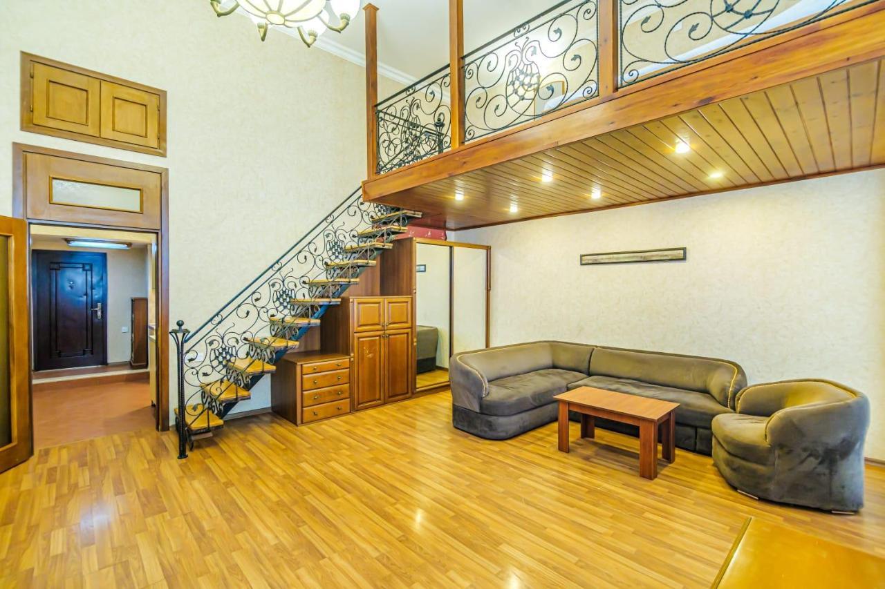 Nizami Street 2 Room Luxe House Bakú Exterior foto