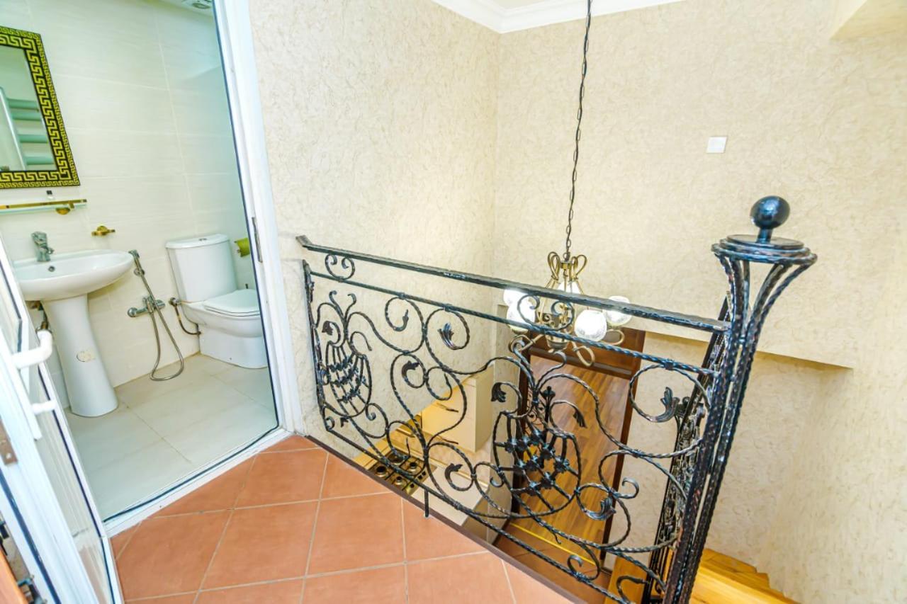 Nizami Street 2 Room Luxe House Bakú Exterior foto